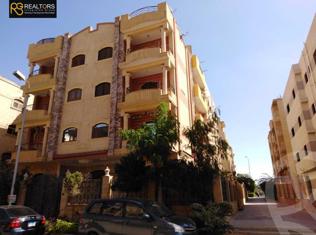 https://aqarmap.com.eg/en/listing/5408529-for-sale-cairo-el-sheikh-zayed-city-el-hay-elthaleth-dr-ali-lotfi-st