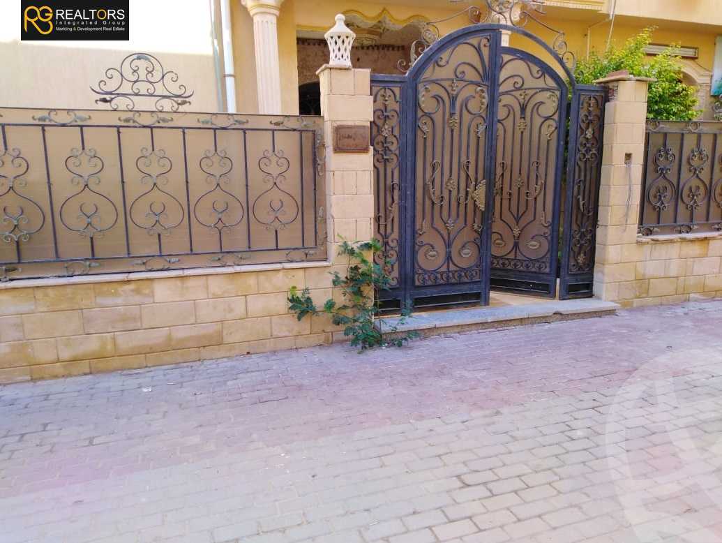https://aqarmap.com.eg/en/listing/5408529-for-sale-cairo-el-sheikh-zayed-city-el-hay-elthaleth-dr-ali-lotfi-st