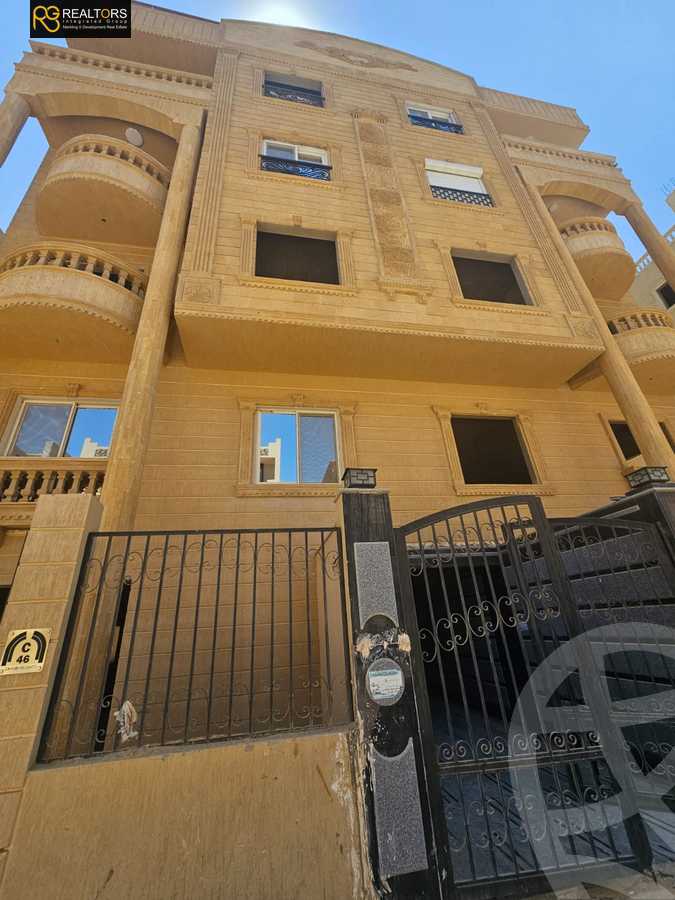 https://aqarmap.com.eg/en/listing/5408545-for-sale-cairo-el-sheikh-zayed-city-compounds-zayed-heights-compound