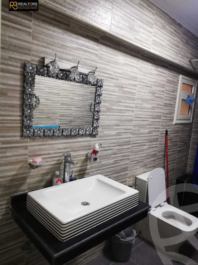 https://aqarmap.com.eg/en/listing/5408571-for-sale-cairo-6th-of-october-el-ahyaa-neighborhood-8th