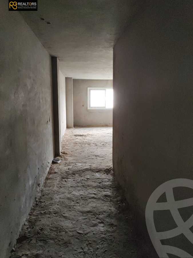 https://aqarmap.com.eg/ar/listing/5408566-for-sale-cairo-el-sheikh-zayed-city-compounds-zayed-regency