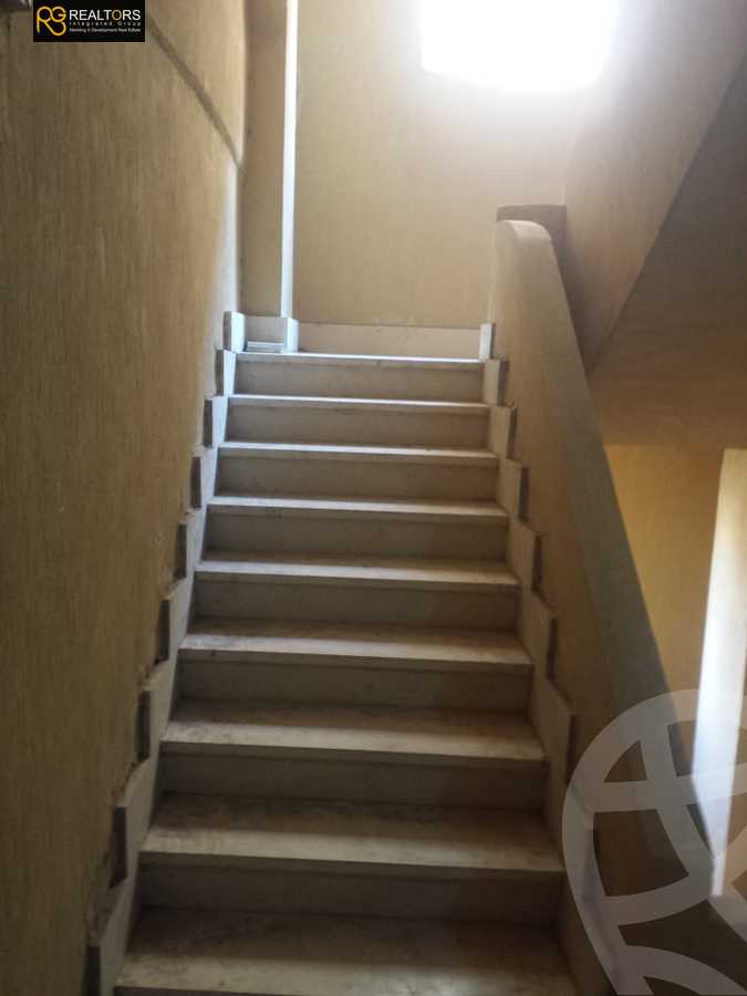 https://aqarmap.com.eg/en/listing/5408603-for-sale-cairo-6th-of-october-ganob-el-ahyaaa-hay-el-andalous