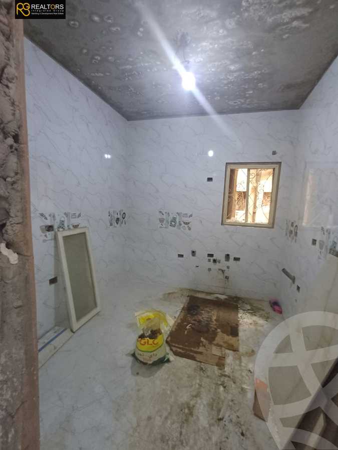 https://aqarmap.com.eg/en/listing/5408588-for-sale-cairo-el-sheikh-zayed-city-compounds-el-khamayel