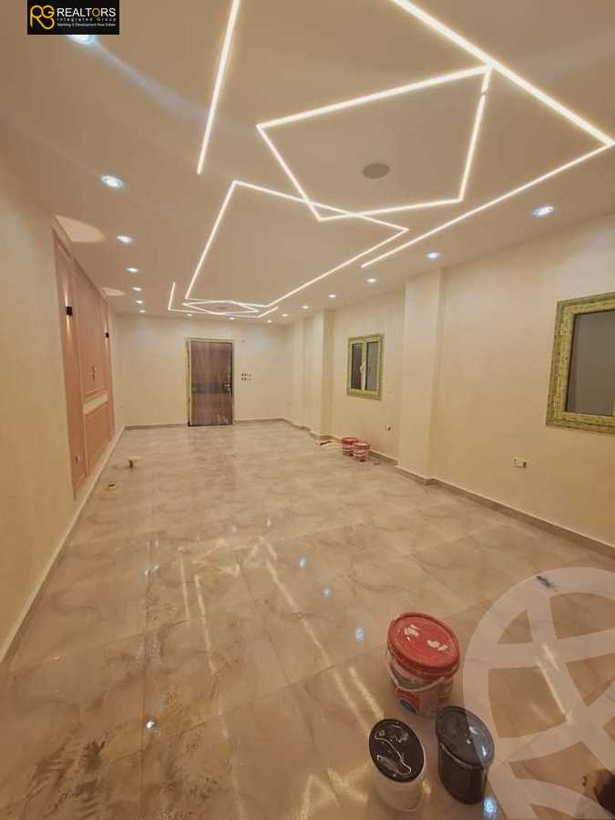 https://aqarmap.com.eg/en/listing/5408730-for-sale-cairo-6th-of-october-el-ahyaa-neighborhood-2nd-divided-from-al-kafrawei-st