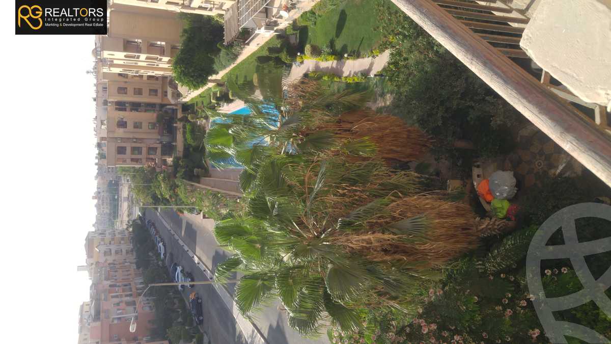https://aqarmap.com.eg/en/listing/5408605-for-sale-cairo-el-sheikh-zayed-city-compounds-kmbwnd-ljwmn