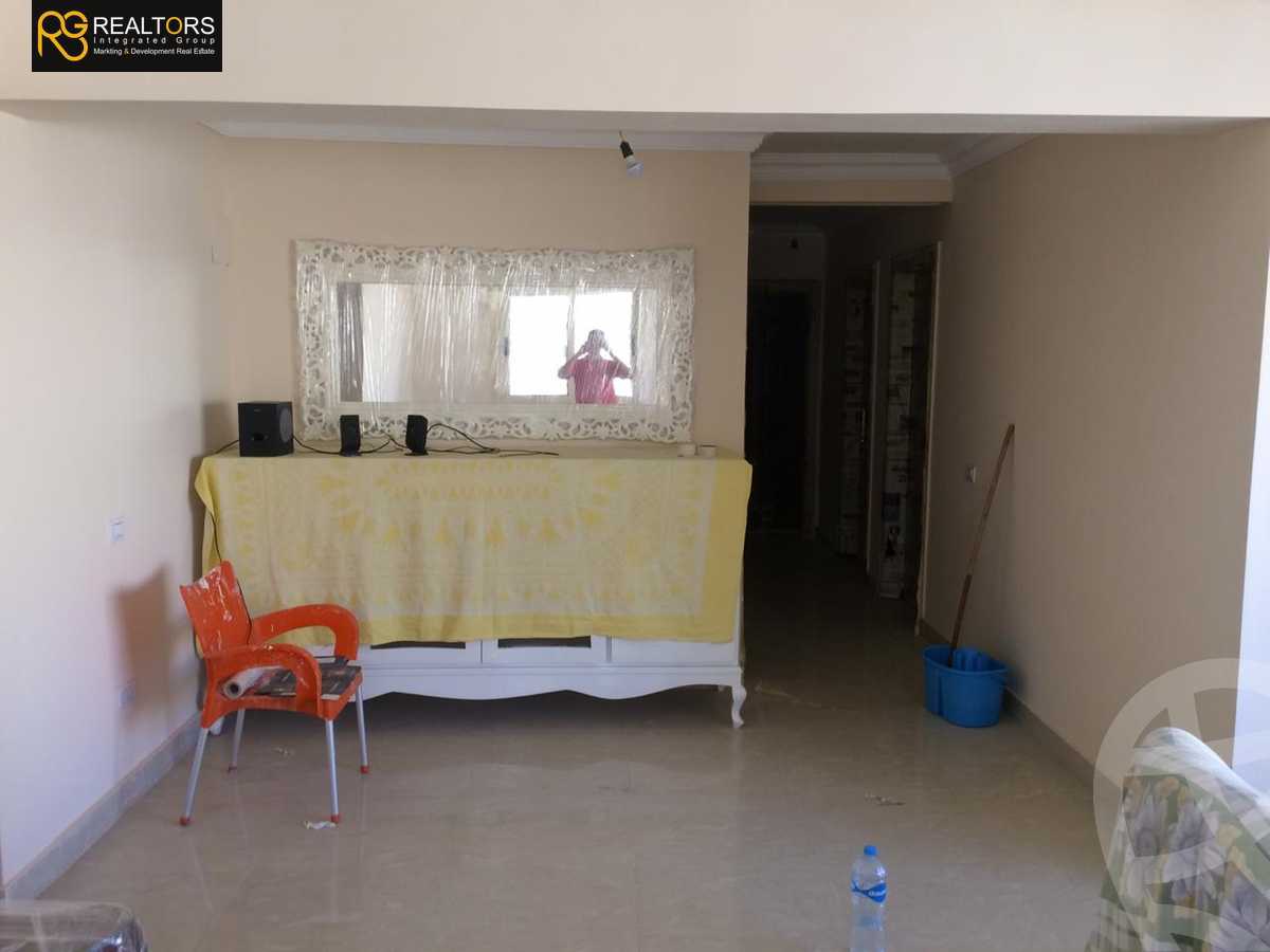 https://aqarmap.com.eg/en/listing/5409053-for-sale-cairo-6th-of-october-compounds-el-maamoura-compound