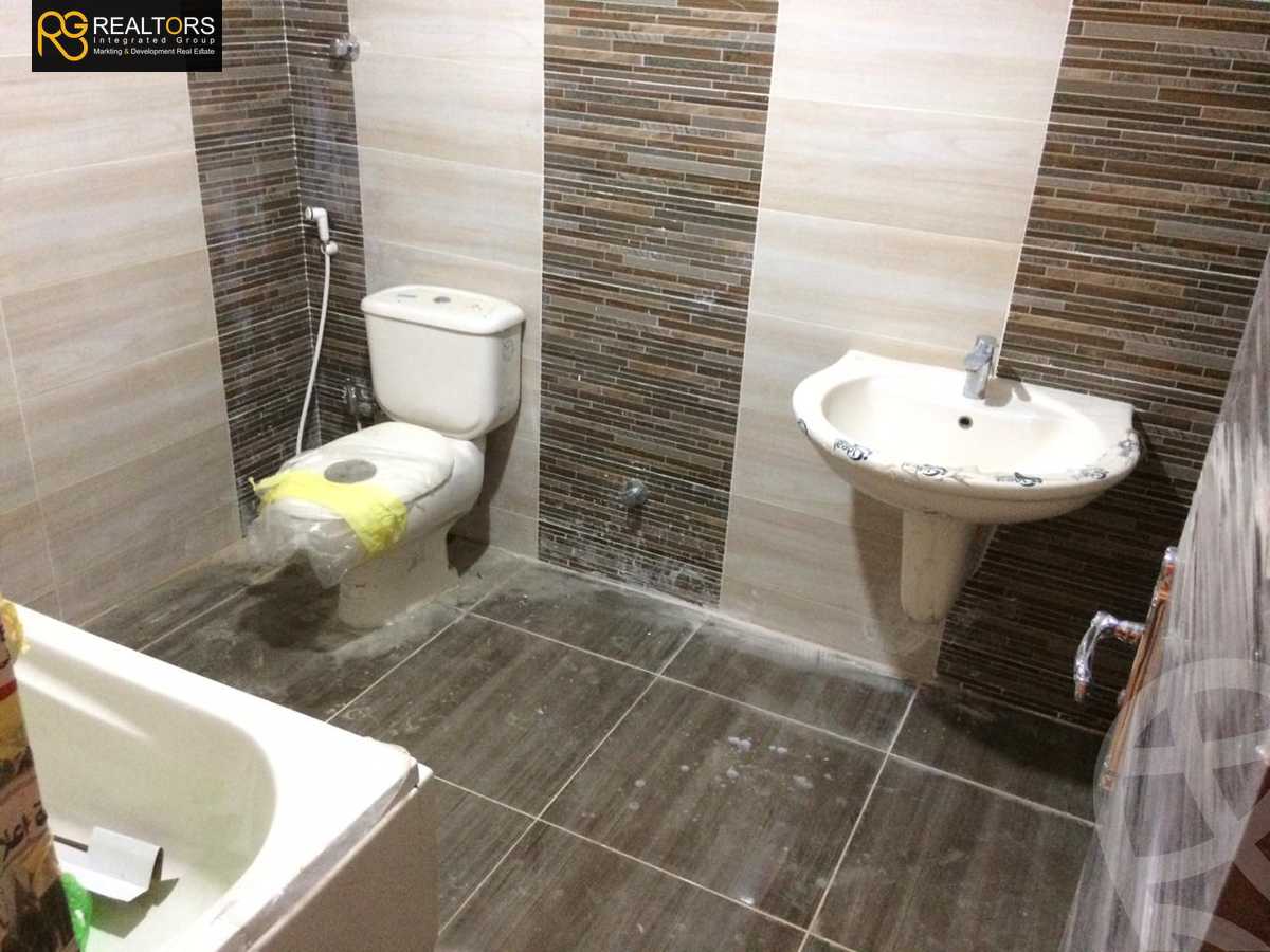 https://aqarmap.com.eg/en/listing/5409053-for-sale-cairo-6th-of-october-compounds-el-maamoura-compound