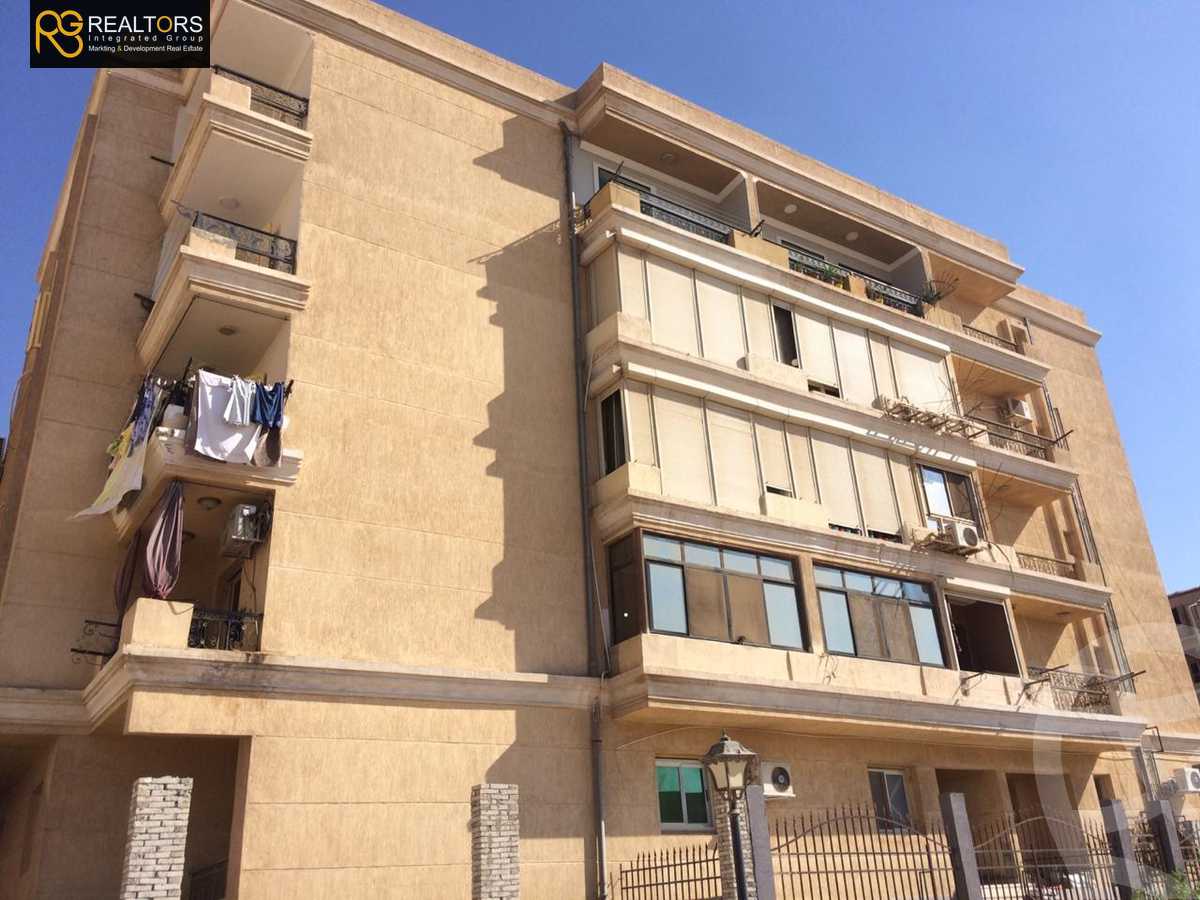 https://aqarmap.com.eg/en/listing/5409053-for-sale-cairo-6th-of-october-compounds-el-maamoura-compound