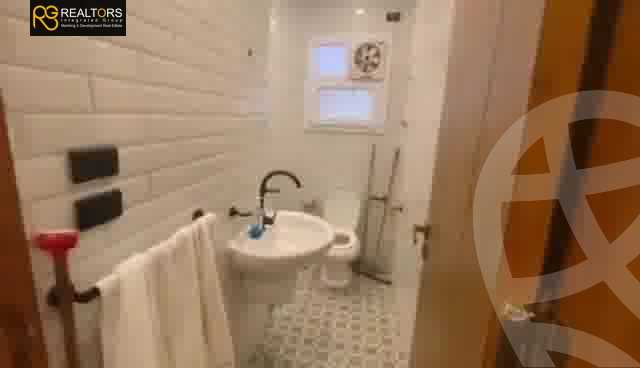 https://aqarmap.com.eg/en/listing/5409264-for-sale-cairo-6th-of-october-el-tawsaat-el-shamalya-hy-2000-qt