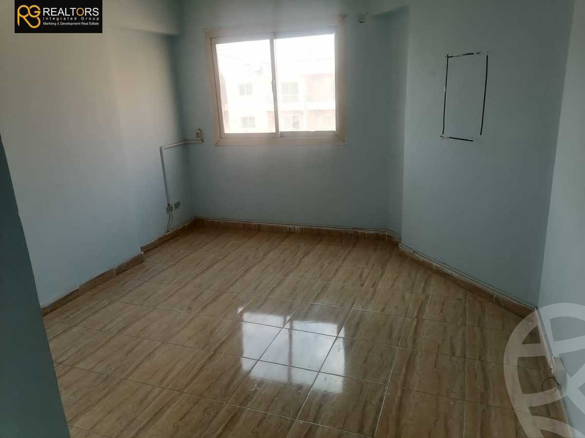 https://aqarmap.com.eg/ar/listing/5409754-for-sale-cairo-6th-of-october-compounds-city-stars-mall