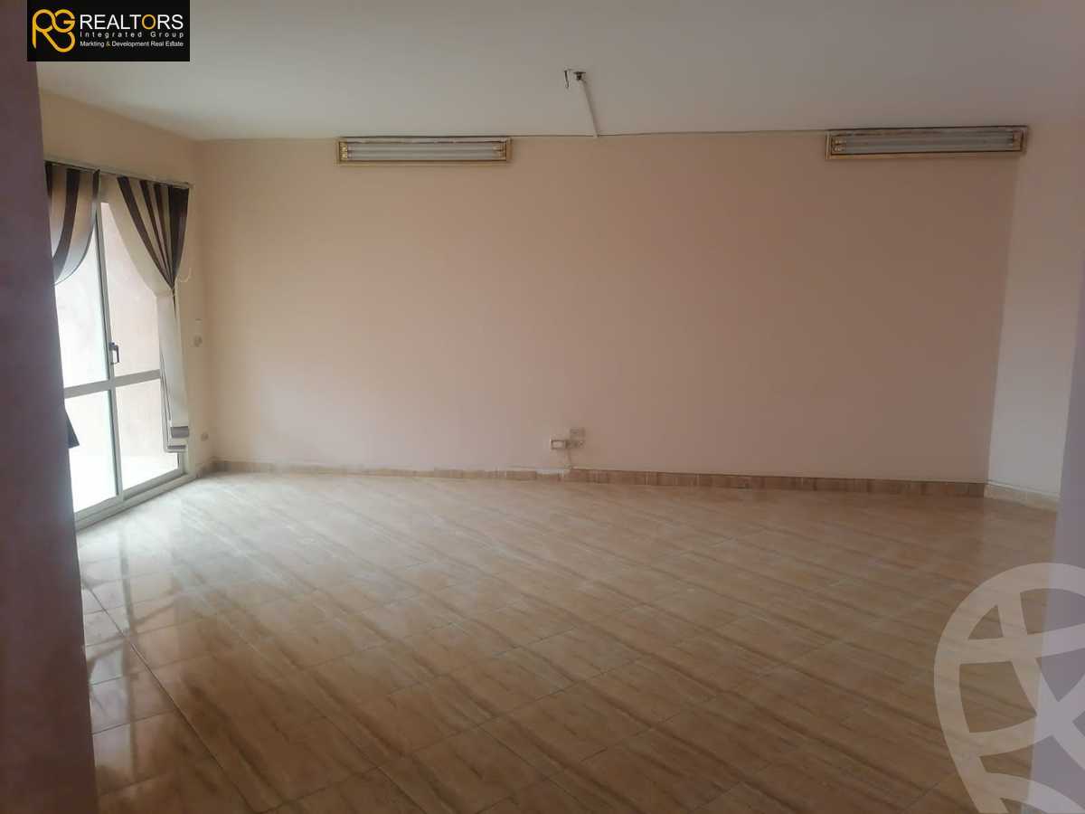 https://aqarmap.com.eg/ar/listing/5409754-for-sale-cairo-6th-of-october-compounds-city-stars-mall
