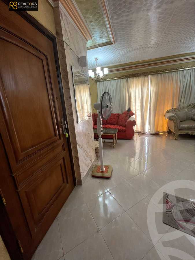 https://aqarmap.com.eg/en/listing/5409863-for-sale-cairo-6th-of-october-el-ahyaa-neighborhood-1st-al-shohadaa-st