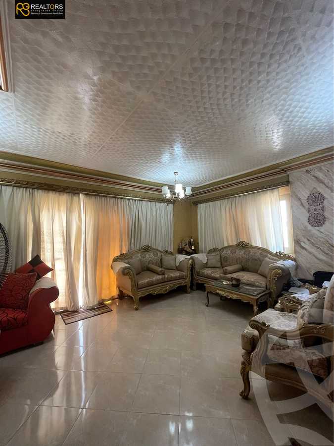 https://aqarmap.com.eg/en/listing/5409863-for-sale-cairo-6th-of-october-el-ahyaa-neighborhood-1st-al-shohadaa-st