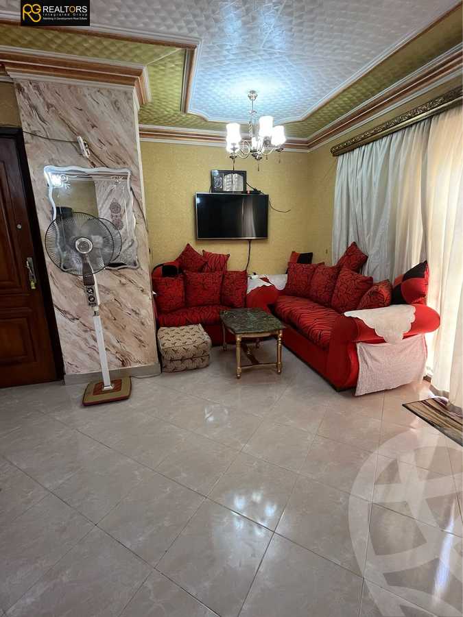 https://aqarmap.com.eg/en/listing/5409863-for-sale-cairo-6th-of-october-el-ahyaa-neighborhood-1st-al-shohadaa-st
