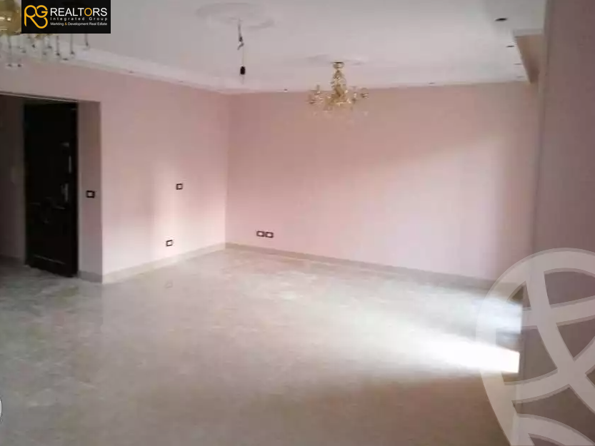 https://aqarmap.com.eg/en/listing/5409688-for-sale-cairo-6th-of-october-compounds-el-maamoura-compound