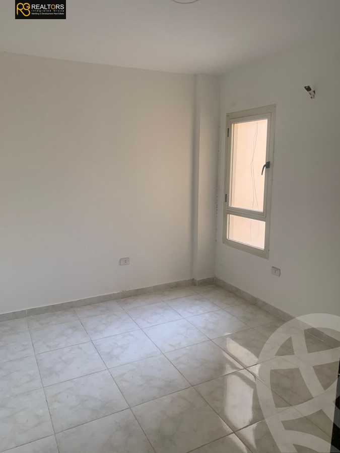 https://aqarmap.com.eg/ar/listing/5446830-for-sale-cairo-6th-of-october-hadaeq-october-kmbwnd-fy-hdyq-ktwbr-degla-gardens