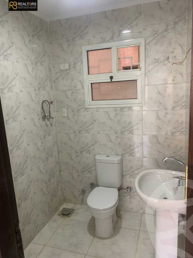 https://aqarmap.com.eg/ar/listing/5446830-for-sale-cairo-6th-of-october-hadaeq-october-kmbwnd-fy-hdyq-ktwbr-degla-gardens