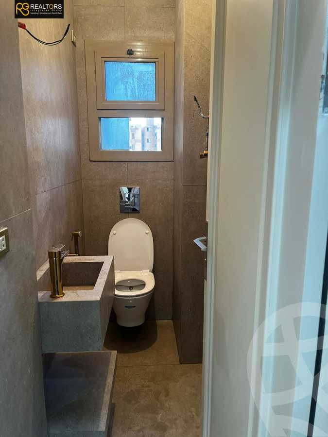 https://aqarmap.com.eg/ar/listing/5462750-for-sale-cairo-el-sheikh-zayed-city-compounds-opera-city