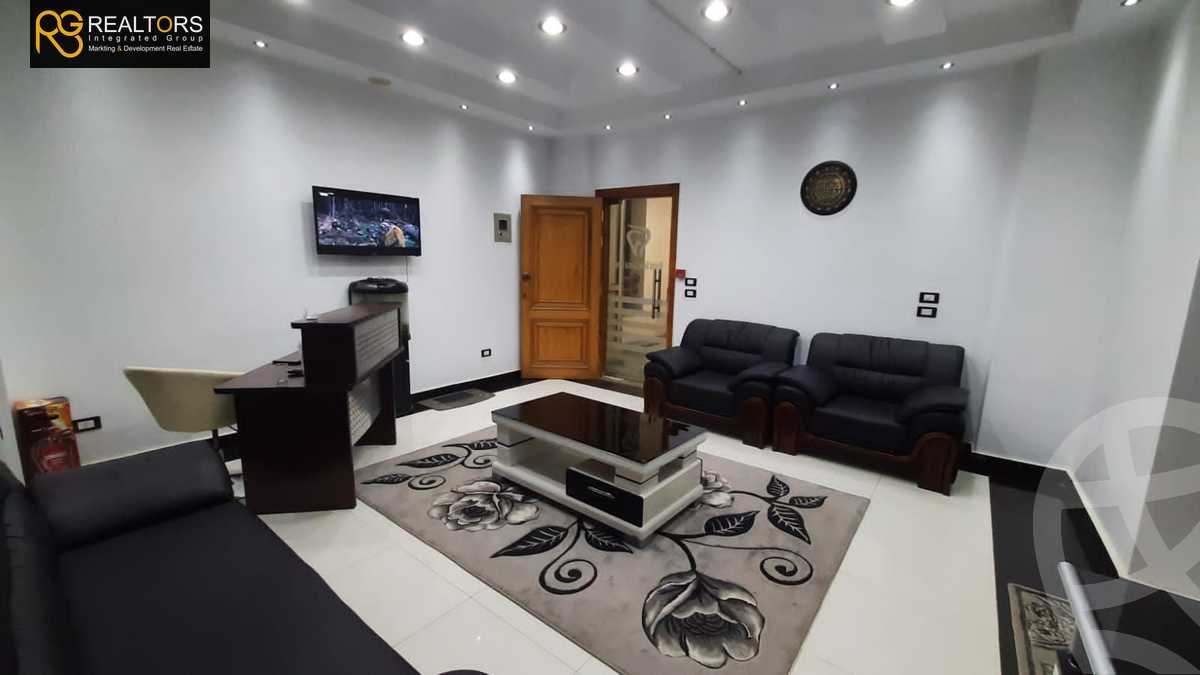 https://aqarmap.com.eg/en/listing/5478595-for-sale-cairo-el-sheikh-zayed-city-compounds-rawdet-zayed