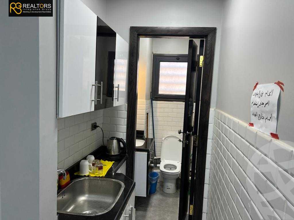 https://aqarmap.com.eg/en/listing/5478682-for-sale-cairo-el-sheikh-zayed-city-compounds-el-khamayel