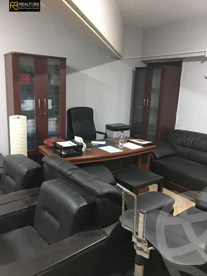 https://aqarmap.com.eg/en/listing/5478776-for-sale-cairo-6th-of-october-featured-neighborhood