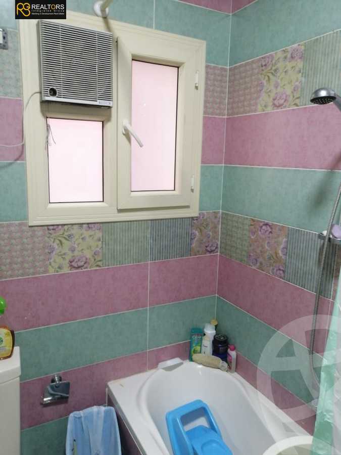 https://aqarmap.com.eg/en/listing/5508536-for-sale-cairo-el-sheikh-zayed-city-compounds-el-yasmeen-compound