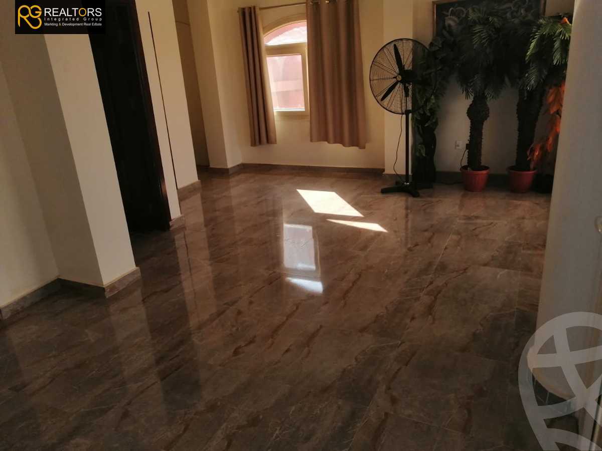 https://aqarmap.com.eg/en/listing/5508536-for-sale-cairo-el-sheikh-zayed-city-compounds-el-yasmeen-compound