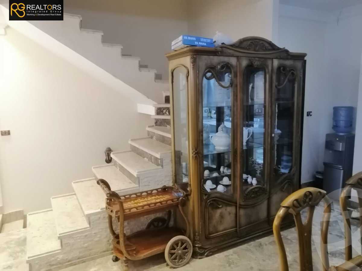 https://aqarmap.com.eg/en/listing/5508536-for-sale-cairo-el-sheikh-zayed-city-compounds-el-yasmeen-compound