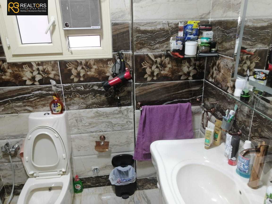 https://aqarmap.com.eg/en/listing/5508536-for-sale-cairo-el-sheikh-zayed-city-compounds-el-yasmeen-compound