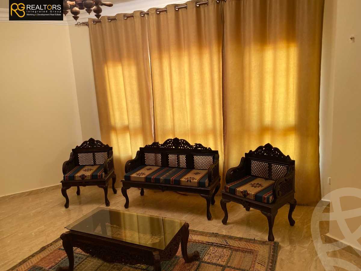 https://aqarmap.com.eg/ar/listing/5508783-for-sale-cairo-el-sheikh-zayed-city-el-hay-elthamen-area-1