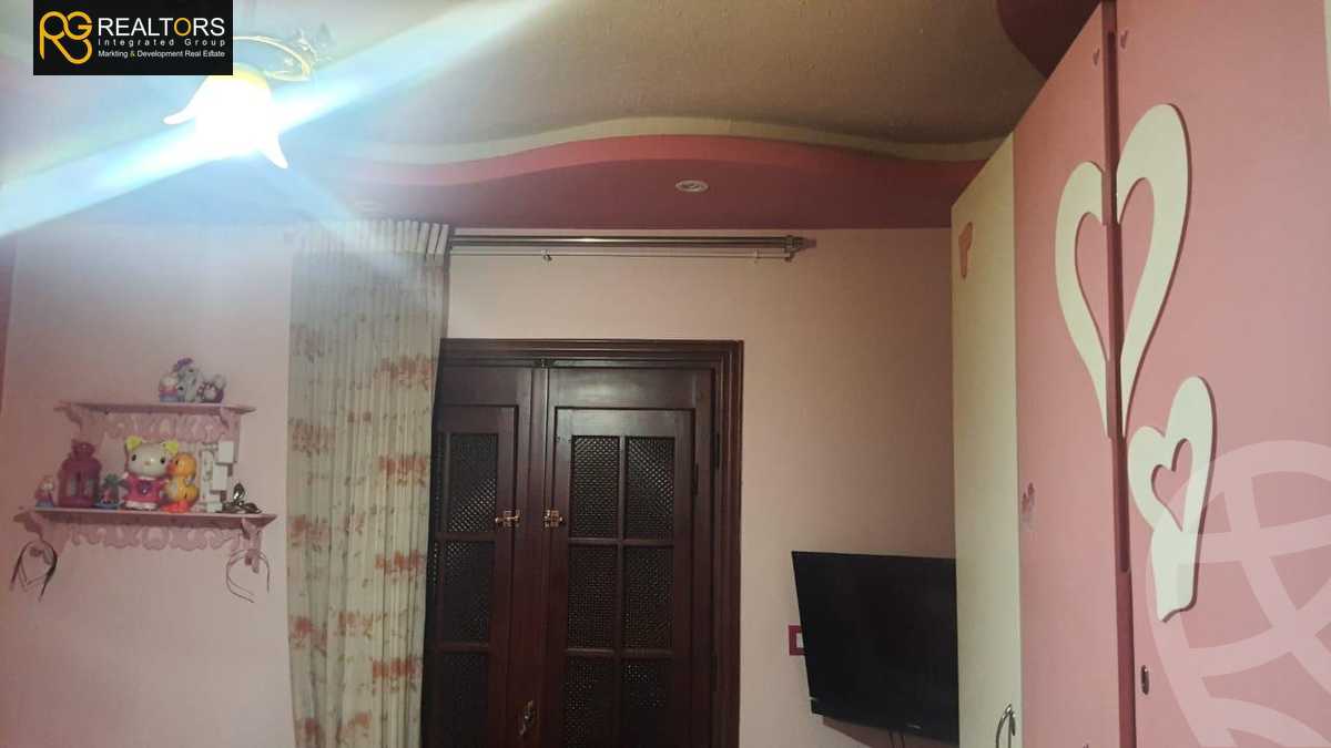 https://aqarmap.com.eg/en/listing/5510000-for-sale-cairo-6th-of-october-hadaeq-october-kmbwnd-fy-hdyq-ktwbr-el-fardoos-city