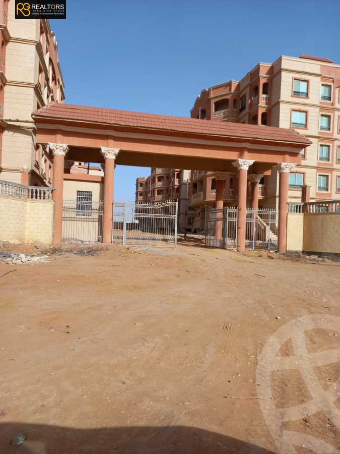 https://aqarmap.com.eg/en/listing/5510017-for-sale-cairo-6th-of-october-el-tawsaat-el-shamalya-hy-2000-qt