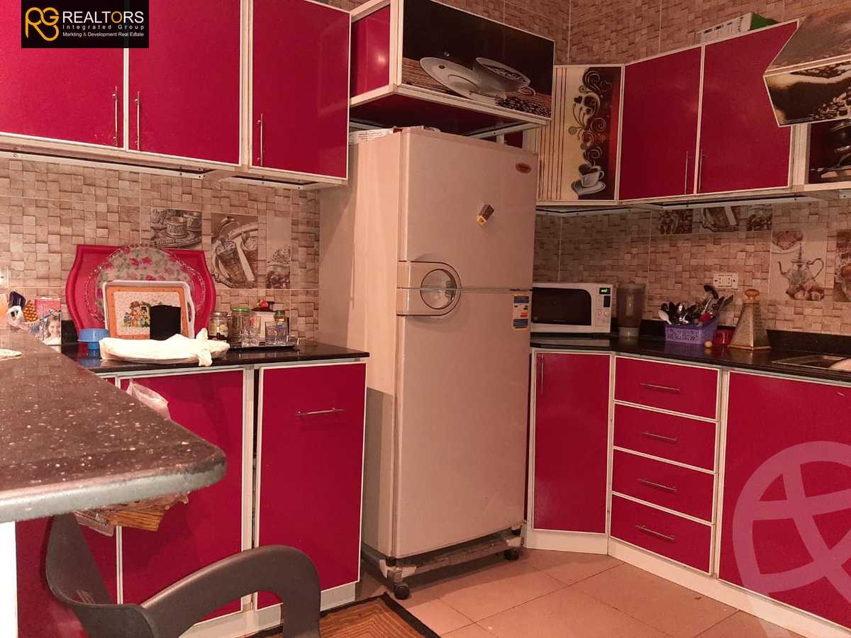 https://aqarmap.com.eg/en/listing/5510068-for-sale-cairo-6th-of-october-el-tawsaat-el-shamalya-hy-2000-qt