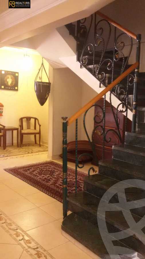 https://aqarmap.com.eg/en/listing/5510078-for-sale-cairo-6th-of-october-el-ahyaa-neighborhood-8th-el-tahrir-rd