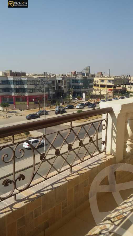 https://aqarmap.com.eg/en/listing/5510078-for-sale-cairo-6th-of-october-el-ahyaa-neighborhood-8th-el-tahrir-rd