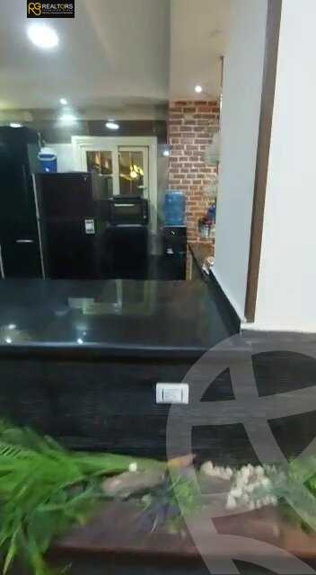 https://aqarmap.com.eg/en/listing/5510335-for-sale-cairo-6th-of-october-el-ahyaa-neighborhood-2nd-divided-from-al-kafrawei-st
