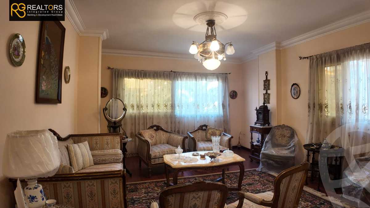 https://aqarmap.com.eg/en/listing/5510384-for-sale-cairo-6th-of-october-el-ahyaa-neighborhood-2nd-divided-from-al-kafrawei-st