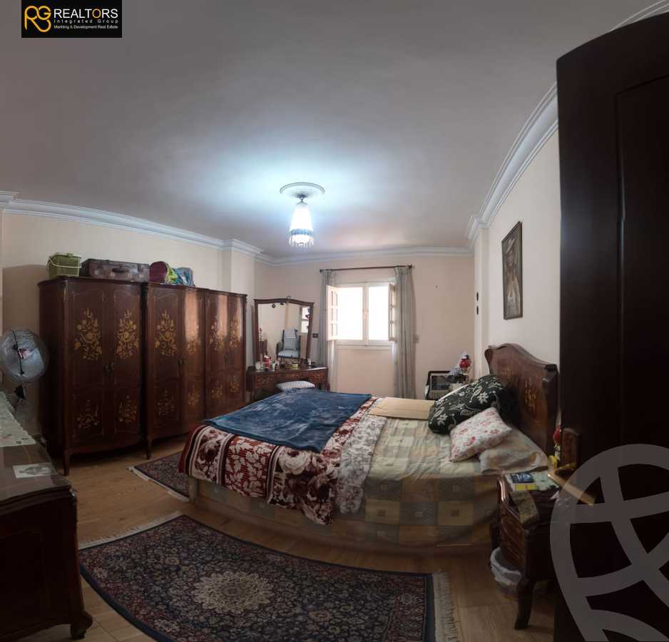 https://aqarmap.com.eg/en/listing/5510384-for-sale-cairo-6th-of-october-el-ahyaa-neighborhood-2nd-divided-from-al-kafrawei-st