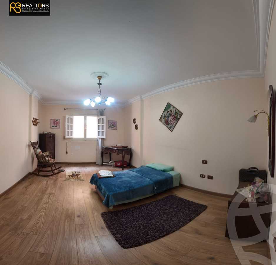 https://aqarmap.com.eg/en/listing/5510384-for-sale-cairo-6th-of-october-el-ahyaa-neighborhood-2nd-divided-from-al-kafrawei-st