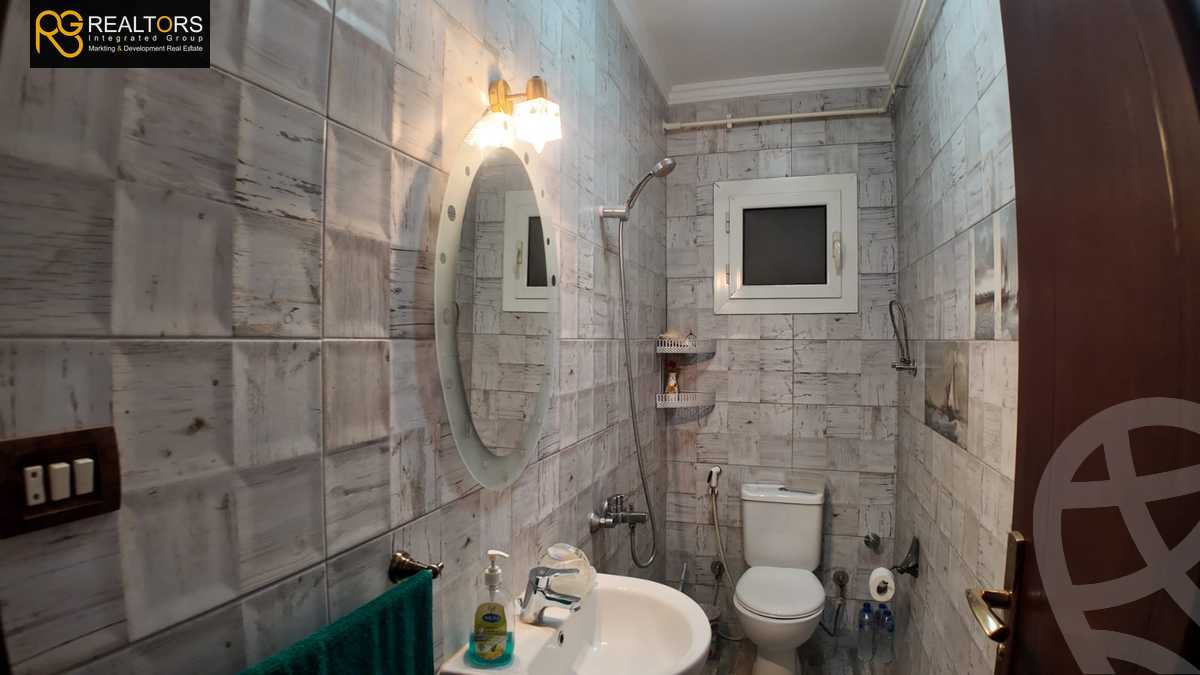 https://aqarmap.com.eg/en/listing/5510384-for-sale-cairo-6th-of-october-el-ahyaa-neighborhood-2nd-divided-from-al-kafrawei-st