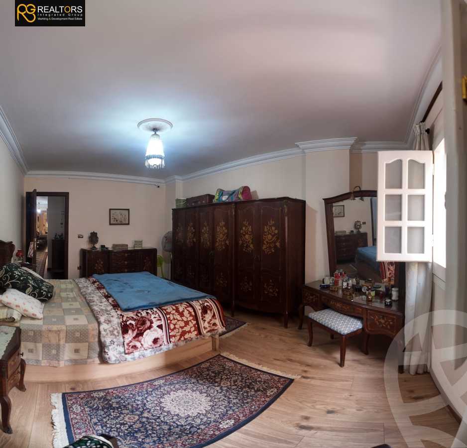 https://aqarmap.com.eg/en/listing/5510384-for-sale-cairo-6th-of-october-el-ahyaa-neighborhood-2nd-divided-from-al-kafrawei-st