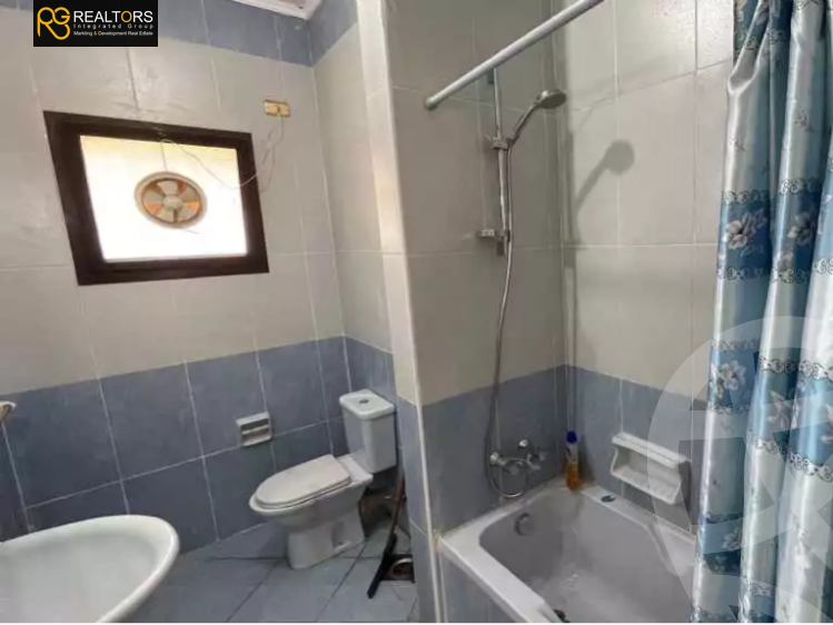 https://aqarmap.com.eg/en/listing/5510143-for-sale-cairo-6th-of-october-hadaeq-october-kmbwnd-fy-hdyq-ktwbr-shjr-ryzydns-y-jy-y-llttwyr