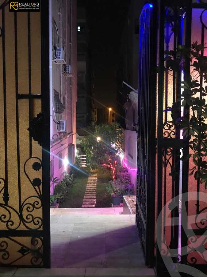 https://aqarmap.com.eg/ar/listing/5515575-for-sale-cairo-el-sheikh-zayed-city-small-investor