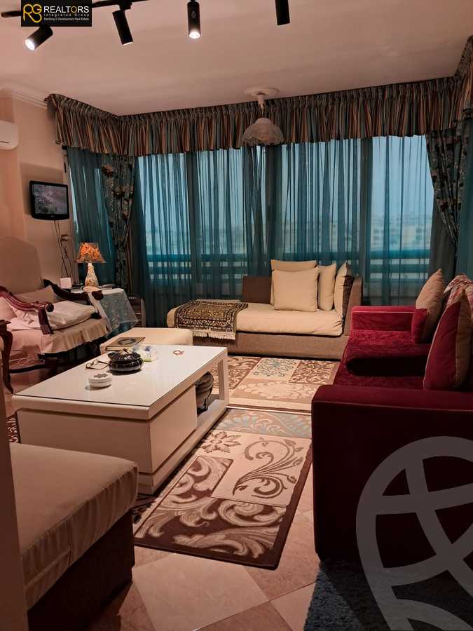 https://aqarmap.com.eg/en/listing/5596209-for-sale-cairo-6th-of-october-el-ahyaa-neighborhood-8th