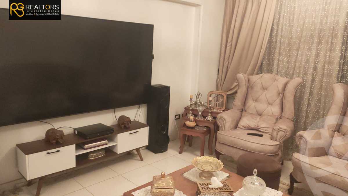 https://aqarmap.com.eg/ar/listing/5596281-for-sale-cairo-6th-of-october-central-axis