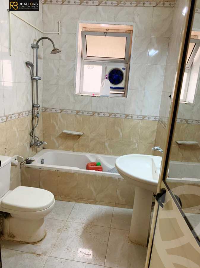 https://aqarmap.com.eg/en/listing/5596414-for-sale-cairo-6th-of-october-el-ahyaa-neighborhood-3rd-al-hay-al-thalith-st