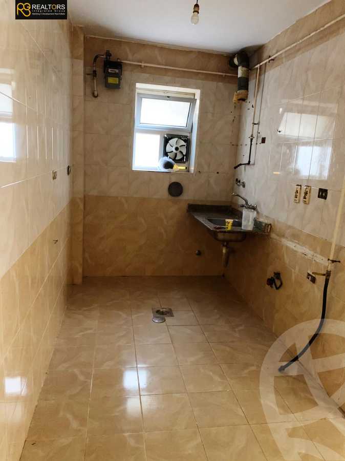 https://aqarmap.com.eg/en/listing/5596414-for-sale-cairo-6th-of-october-el-ahyaa-neighborhood-3rd-al-hay-al-thalith-st