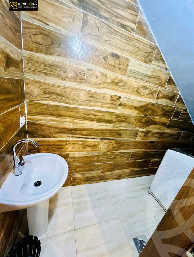 https://aqarmap.com.eg/en/listing/5596422-for-sale-cairo-el-sheikh-zayed-city-compounds-zayed-heights-compound