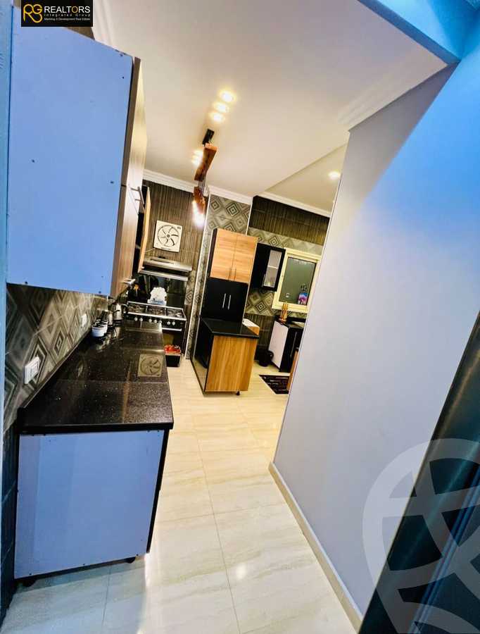 https://aqarmap.com.eg/en/listing/5596422-for-sale-cairo-el-sheikh-zayed-city-compounds-zayed-heights-compound