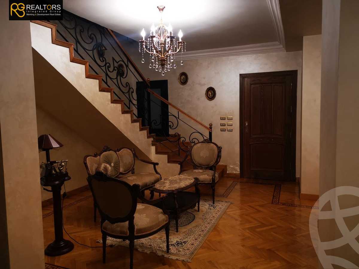 https://aqarmap.com.eg/en/listing/5596928-for-sale-cairo-6th-of-october-featured-neighborhood-first-touristic-village-al-lewaa-mohammed-ezzat-el-zyadi-st